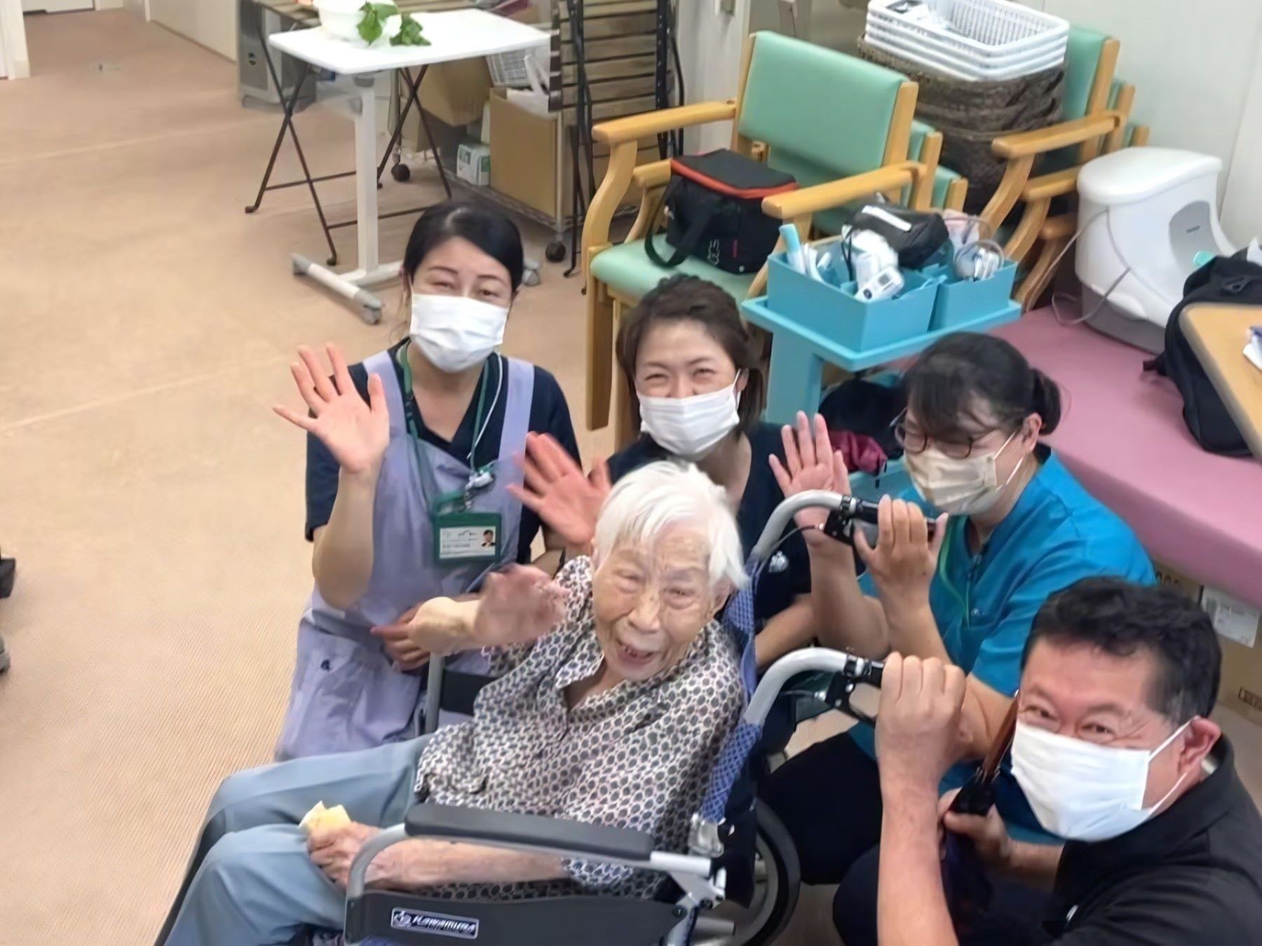 ハローナースステーションのスタッフ一同